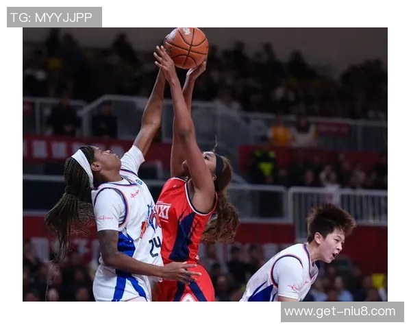 陕西天泽迎战新疆球队期待精彩对决展现足球魅力与团队精神